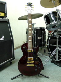 gt02_gibson-lespaul.jpg